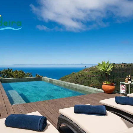 Villa Tranquil Close To Facilities - Naturescape