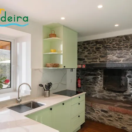 Βίλα Tranquil Villa Close To Facilities - Naturescape *